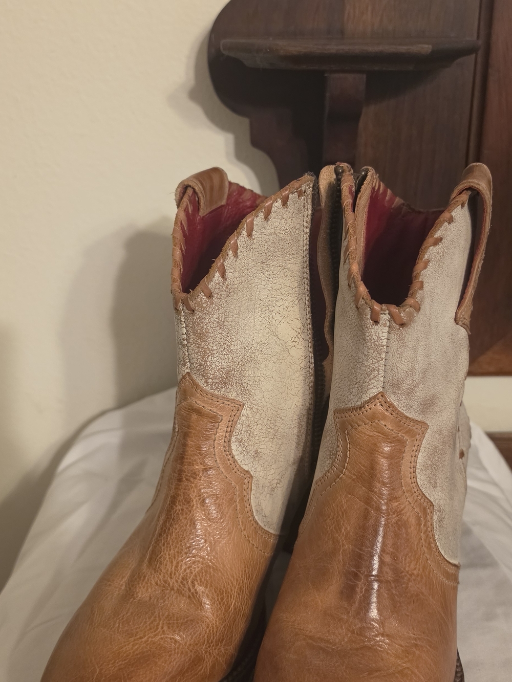 Bed Stu Two-Tone Tan and Cream Western Ankle Booties - Picture 6 of 6